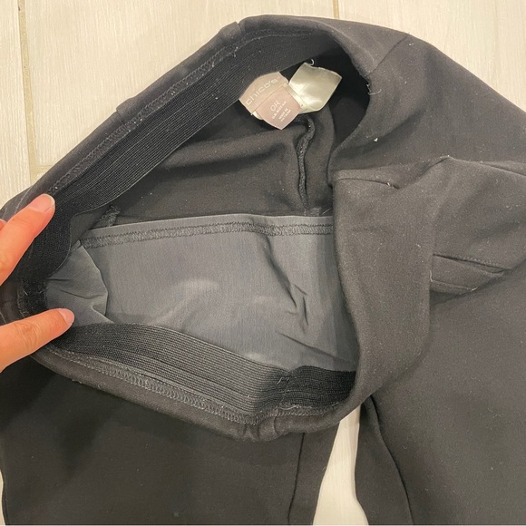 Chico's Juliet Black So Slimming Straight Pants Cropped - Picture 6 of 7